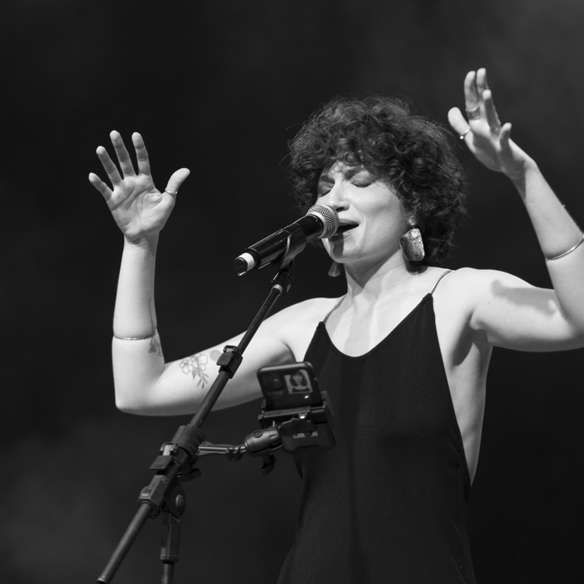 Gabriela Santos Trio