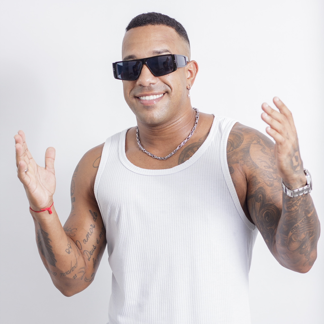 Elton Pinheiro