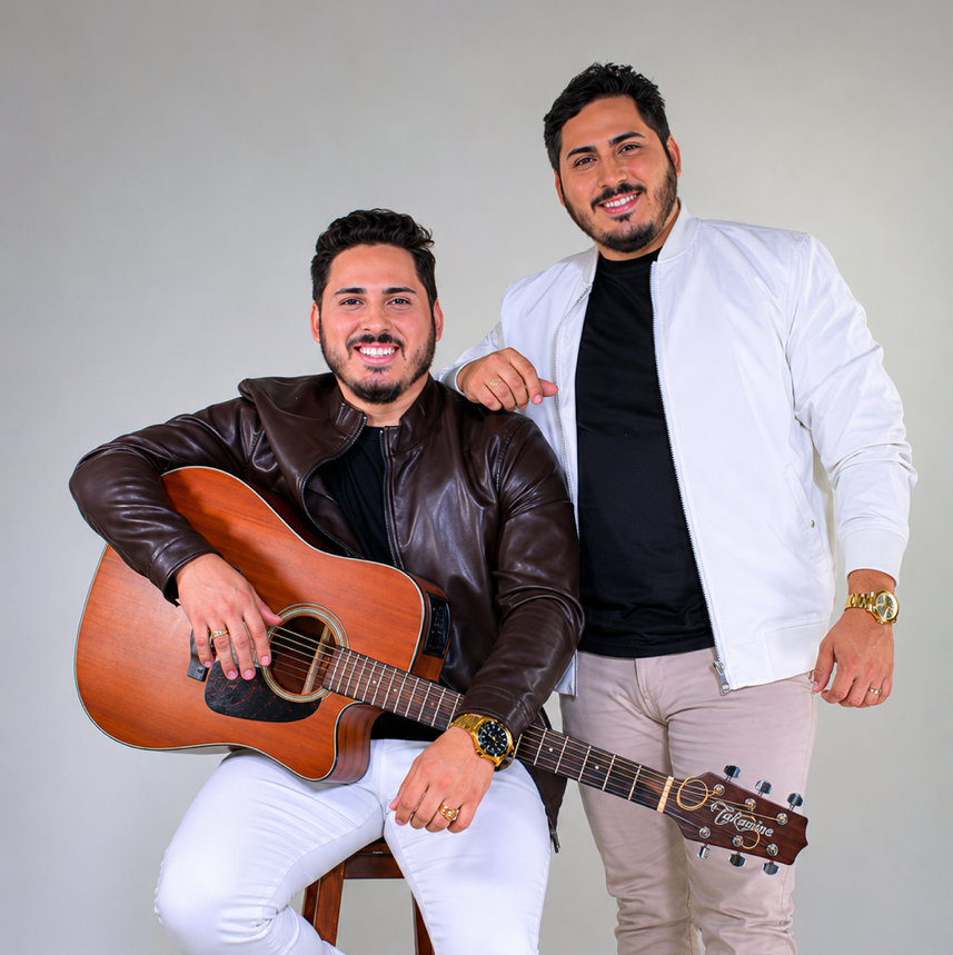 Julio & Jonathan 